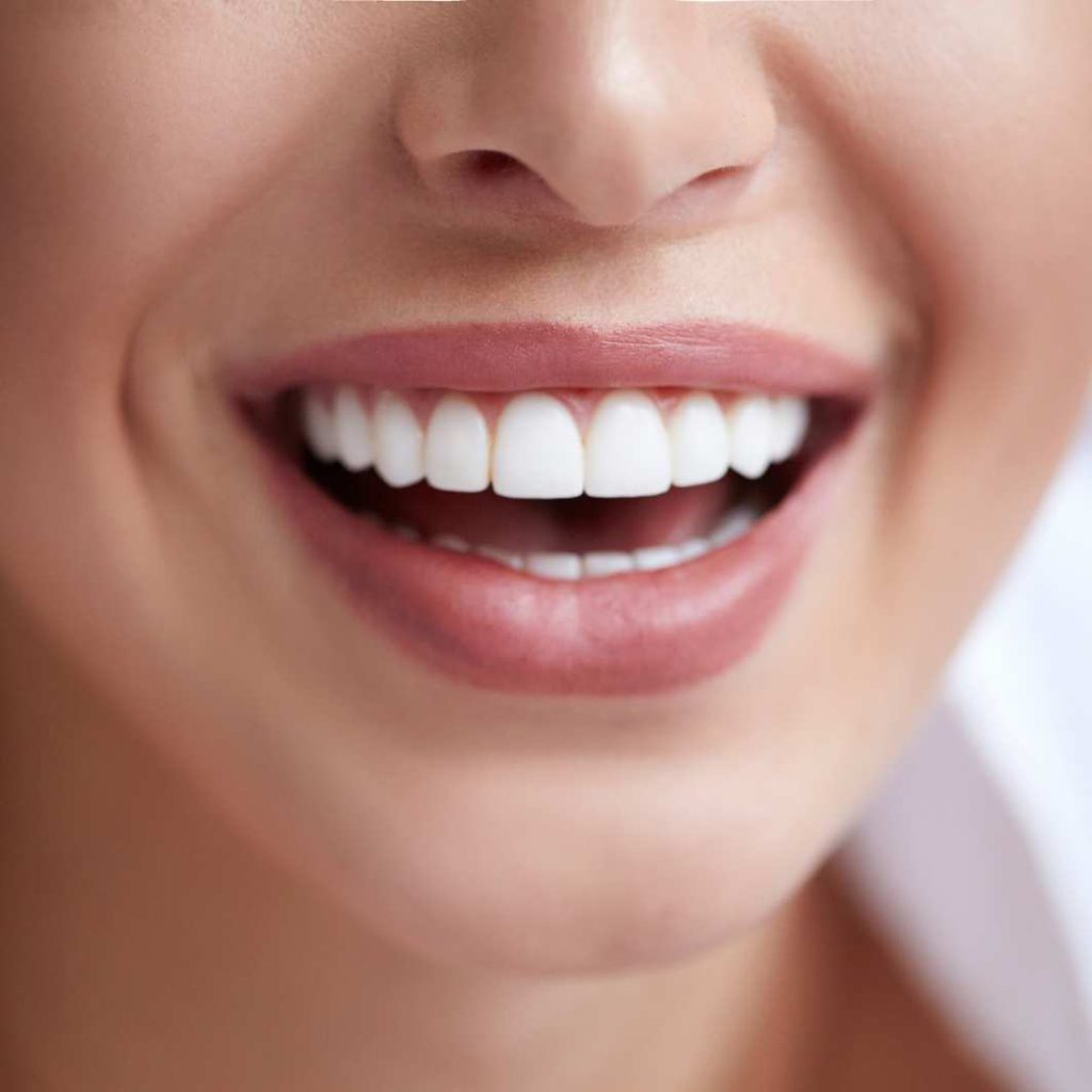 จัดฟันร่วมการผ่าตัดขากรรไกรช่วยให้มีรอยยิ้มที่สวยงาม